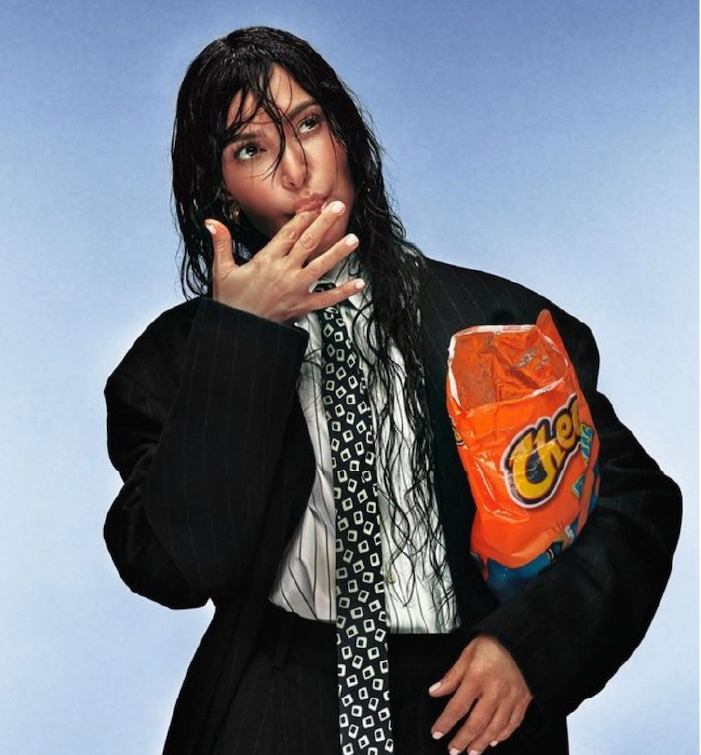 Kim Kardashian y los Cheetos
